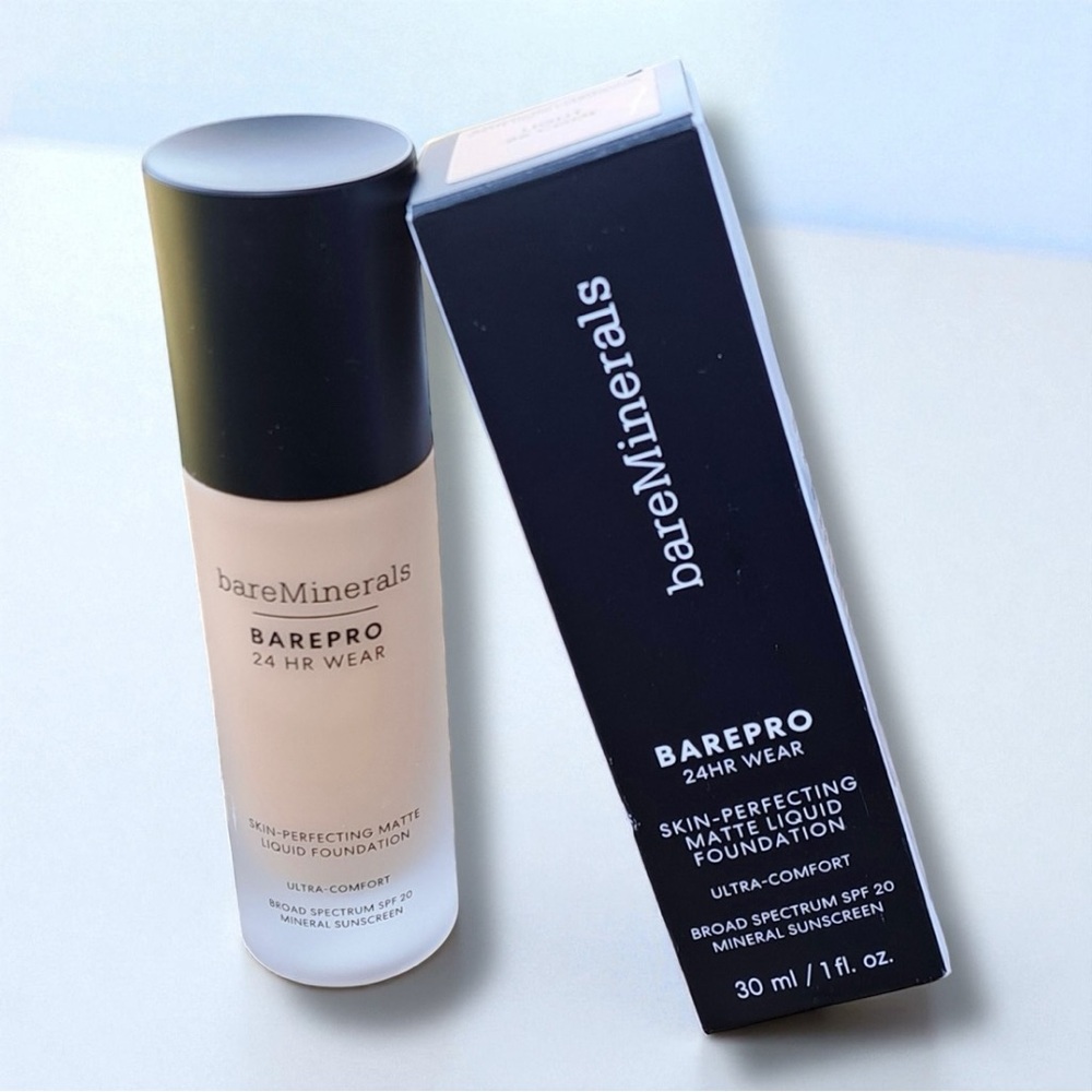 bareMinerals BAREPRO 24HR Wear Skin-Perfecting Matte Liquid Foundation NIOB